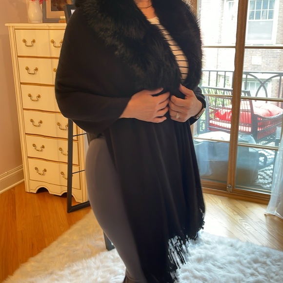 Super chic cape - Picture 5 of 6